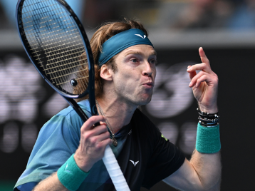 们诺伊尔与 们诺伊尔与