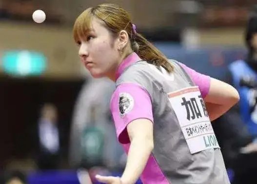 验丰富的中 验丰富的中