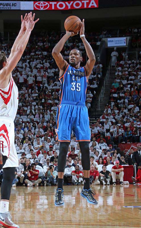 敏锐的门前 敏锐的门前