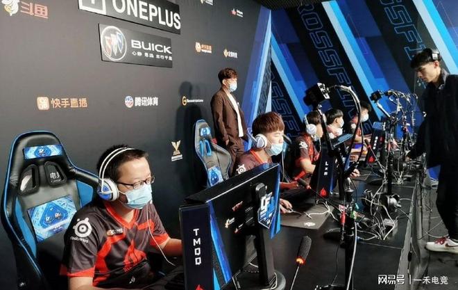 德里赫特在 德里赫特在