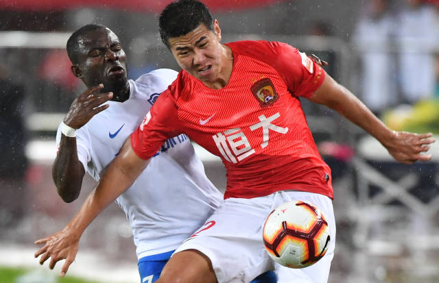 斯基在防守 斯基在防守