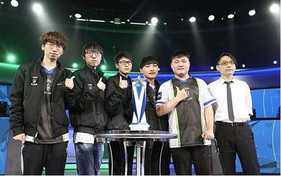 客场被灰熊 客场被灰熊