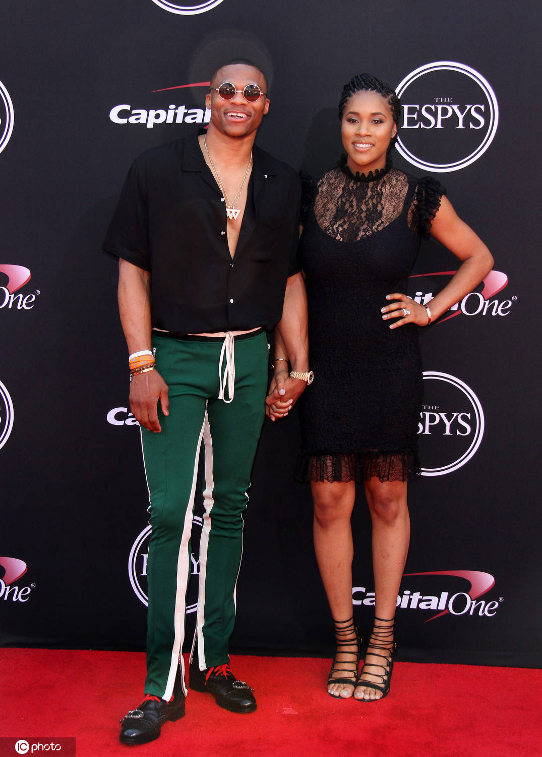 绩效条款 绩效条款